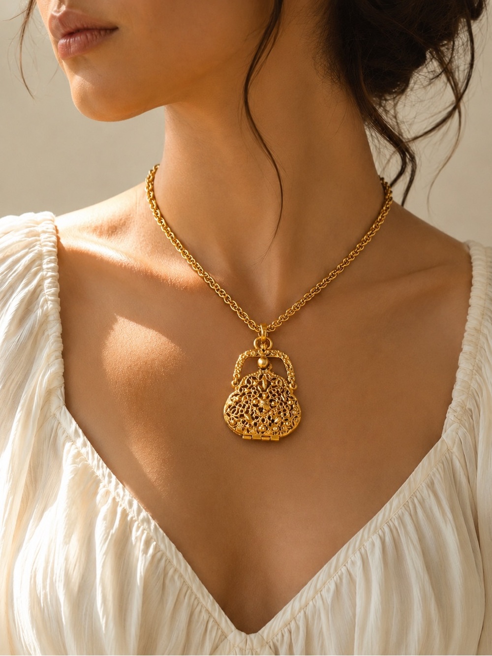 Vintage Gold Filigree Purse Kisslock Locket Necklace SIGNED ART (Arthur Pepper)